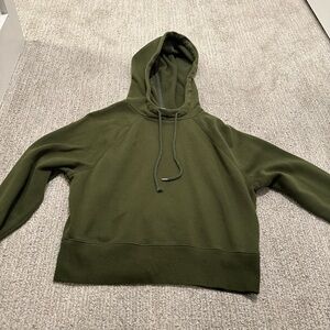 Green cropped sweater